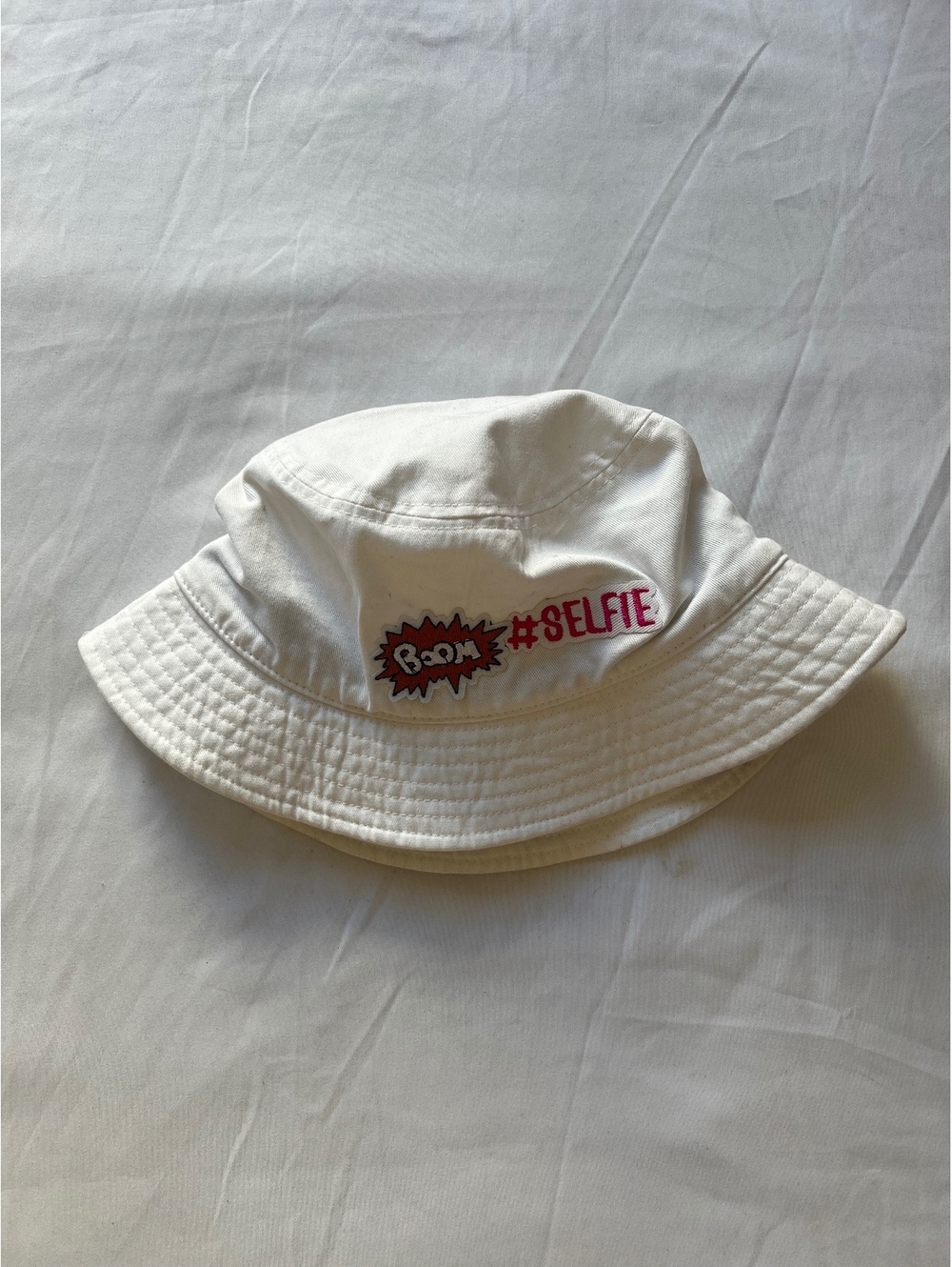 Outdoor Cap White Bucket Hat With Patches